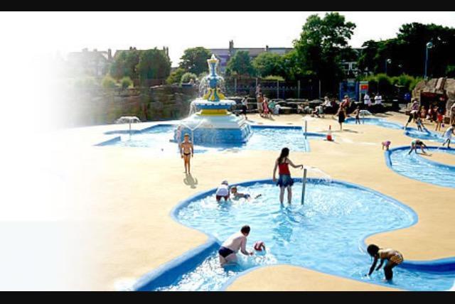 סקגנס Fairview Holiday Flats מראה חיצוני תמונה