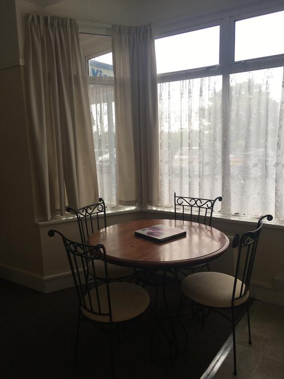 סקגנס Fairview Holiday Flats מראה חיצוני תמונה
